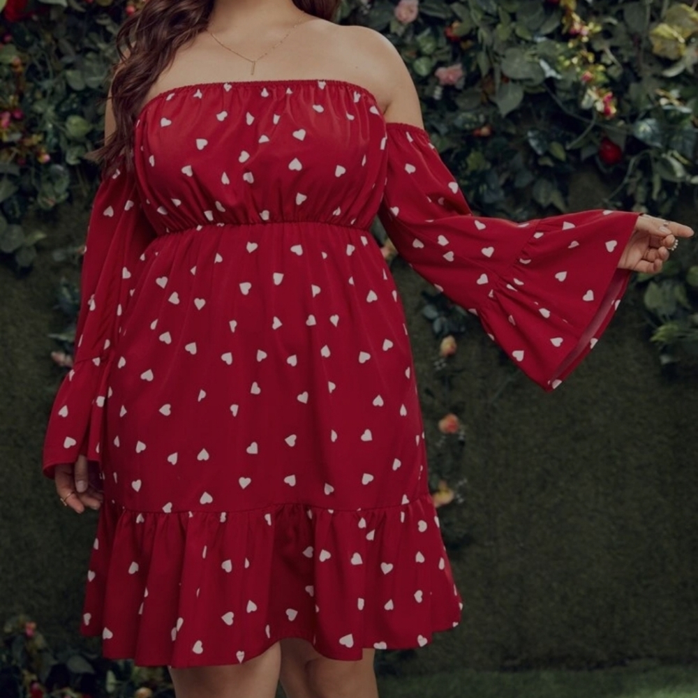 Heart print ruffle hem dress